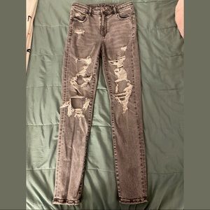 American eagle ripped skinny jeans